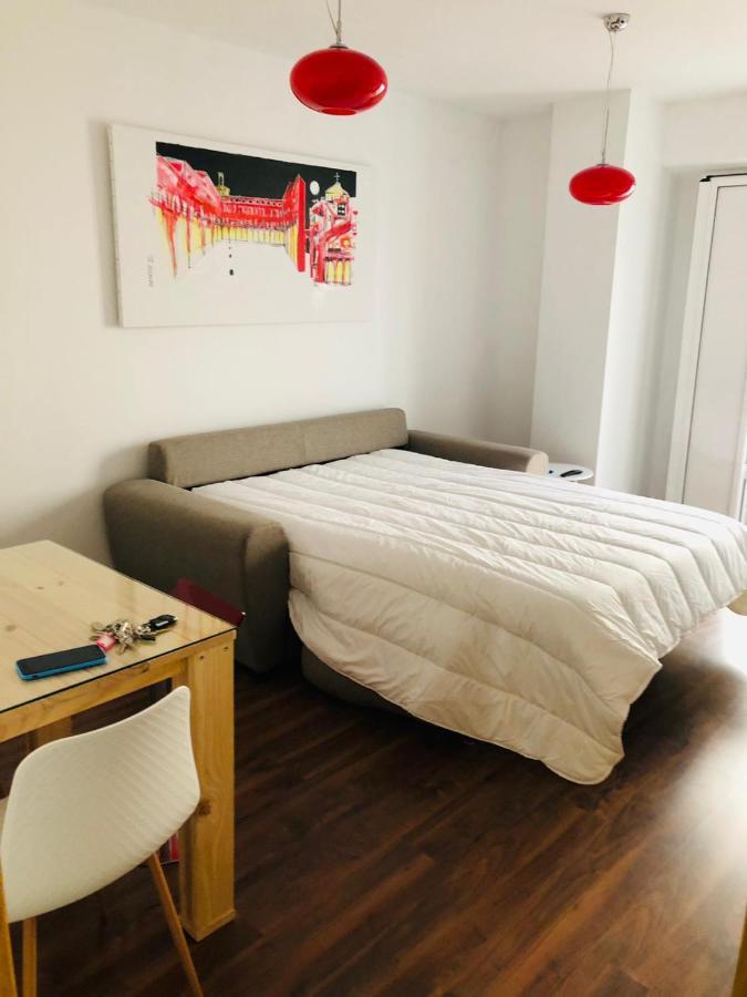 Apartamento Renacimiento Con Garaje Badajoz Bagian luar foto